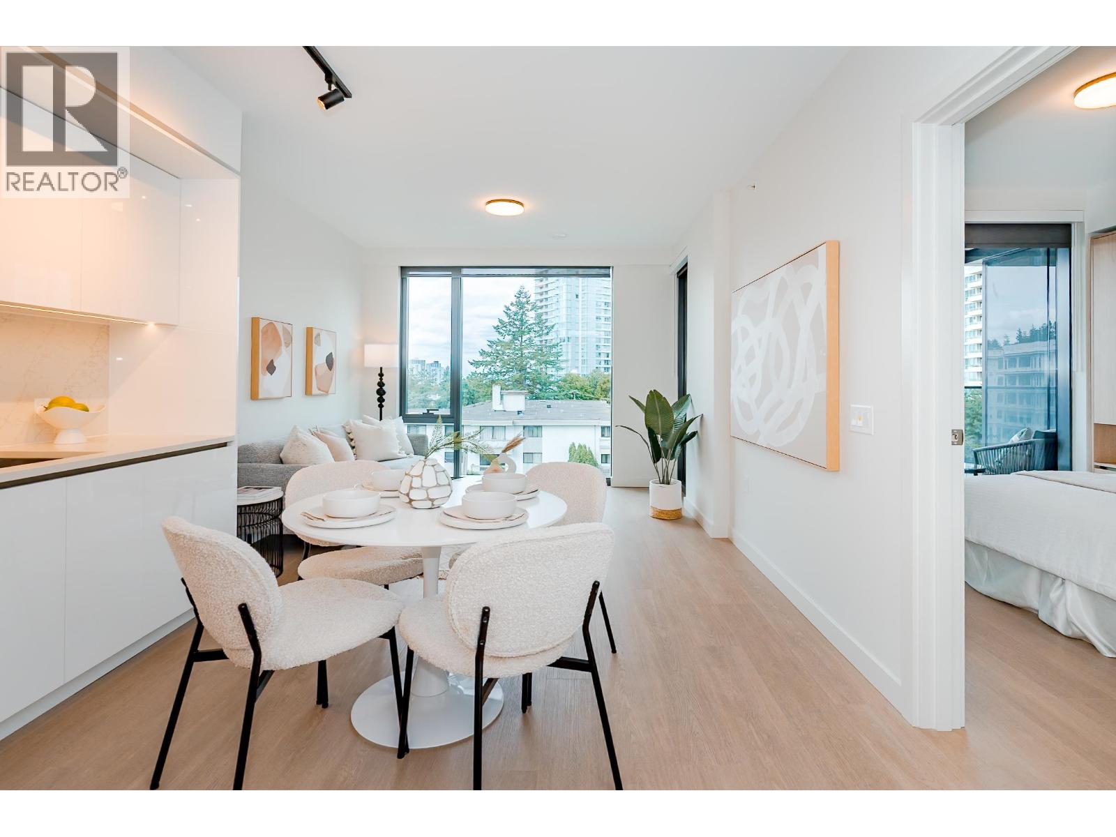 Photo 10 of 306 5987 Wilson Avenue, Burnaby BC