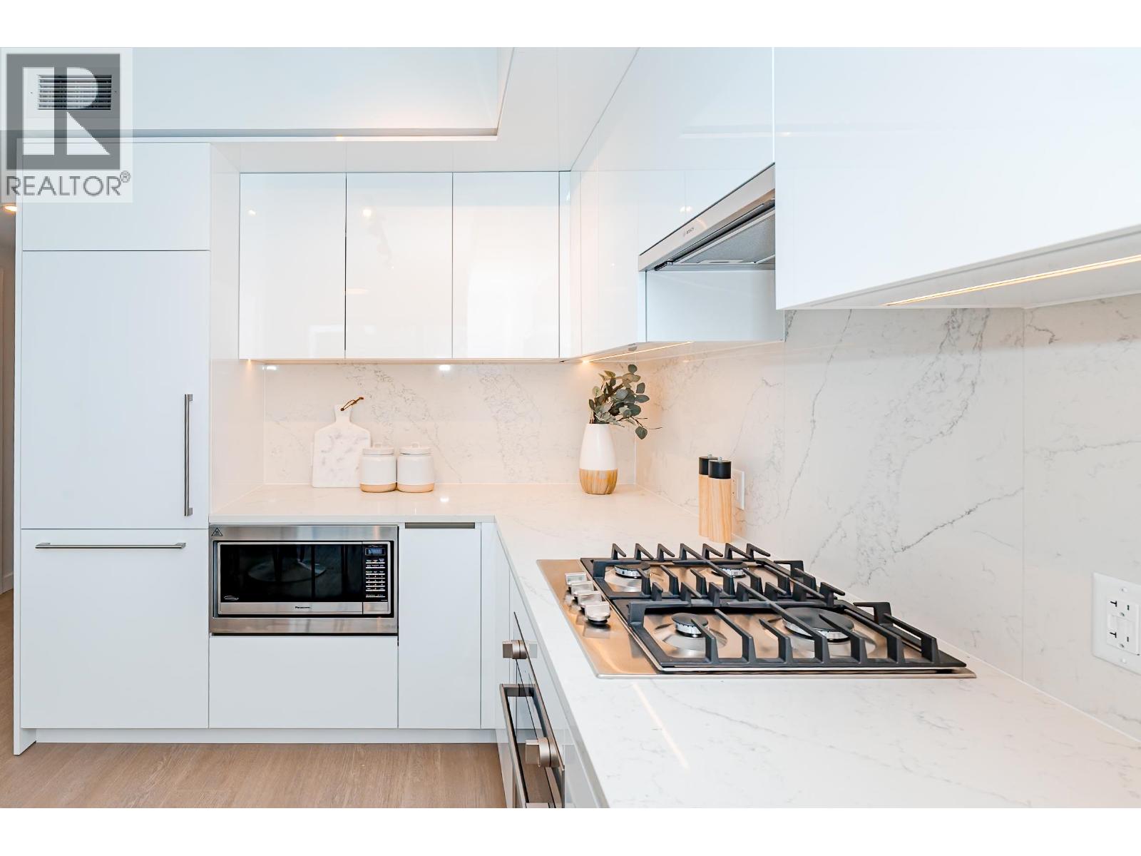 Photo 15 of 306 5987 Wilson Avenue, Burnaby BC