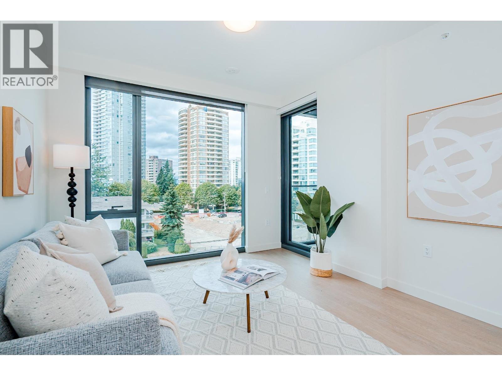 Photo 7 of 306 5987 Wilson Avenue, Burnaby BC