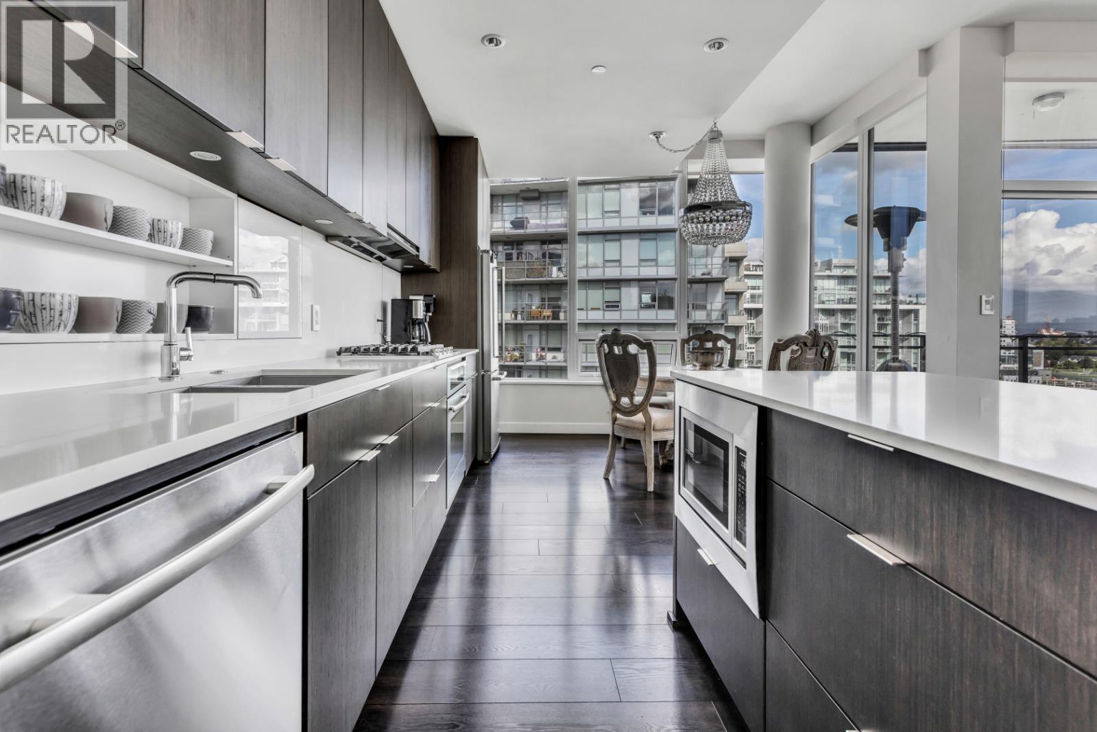 Photo 12 of 1801 111 E 1st Avenue, Vancouver BC