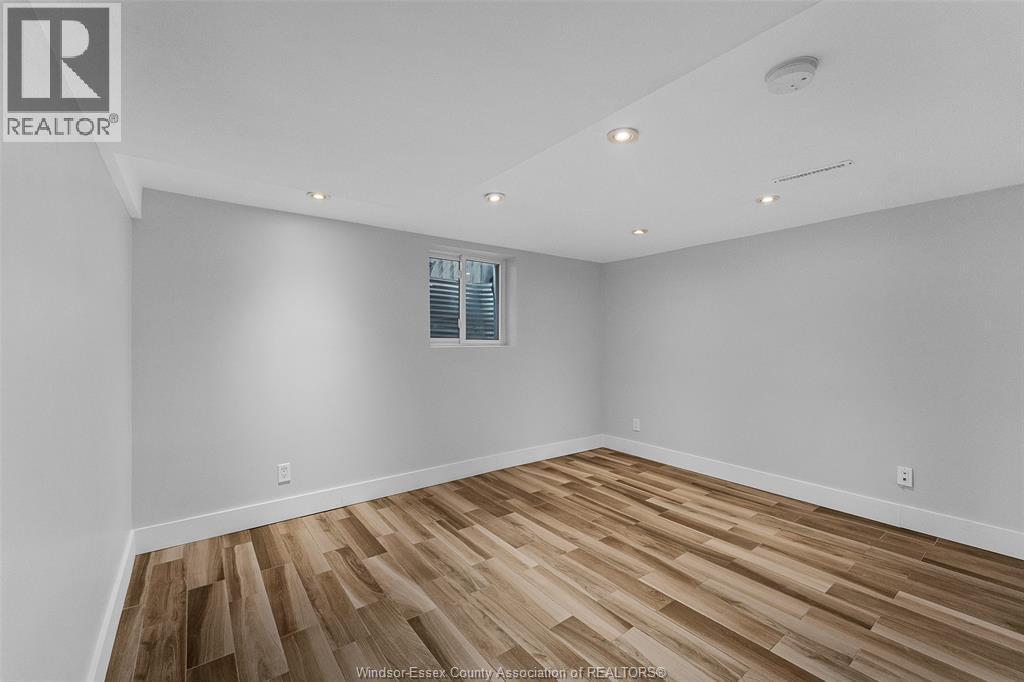 Photo 32 of 2480 Everts, Windsor ON