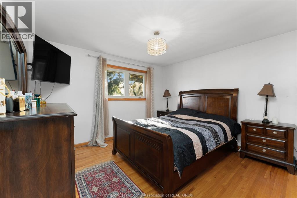 Photo 14 of 2480 Everts, Windsor ON