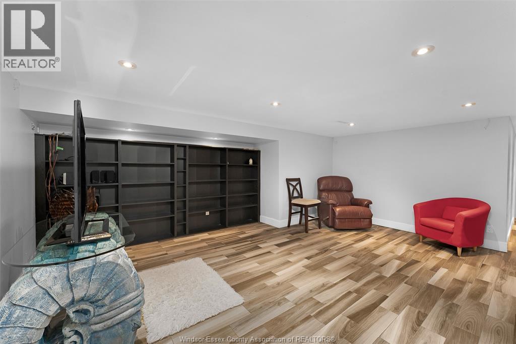 Photo 21 of 2480 Everts, Windsor ON