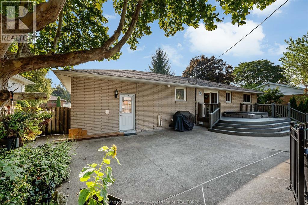 Photo 13 of 2480 Everts, Windsor ON