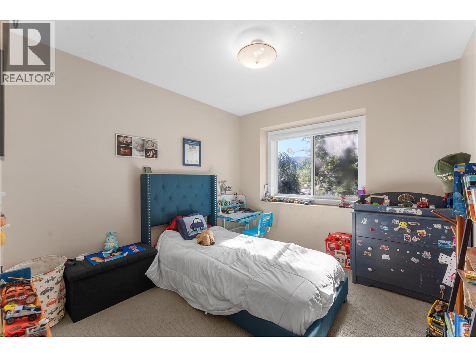 Photo 19 of 580 Spruceview Place N, Kelowna BC