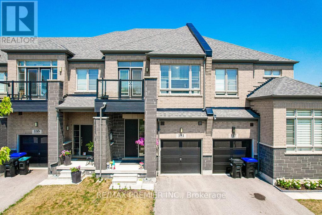Photo 5 of 131 Landolfi Way, Bradford West Gwillimbury ON