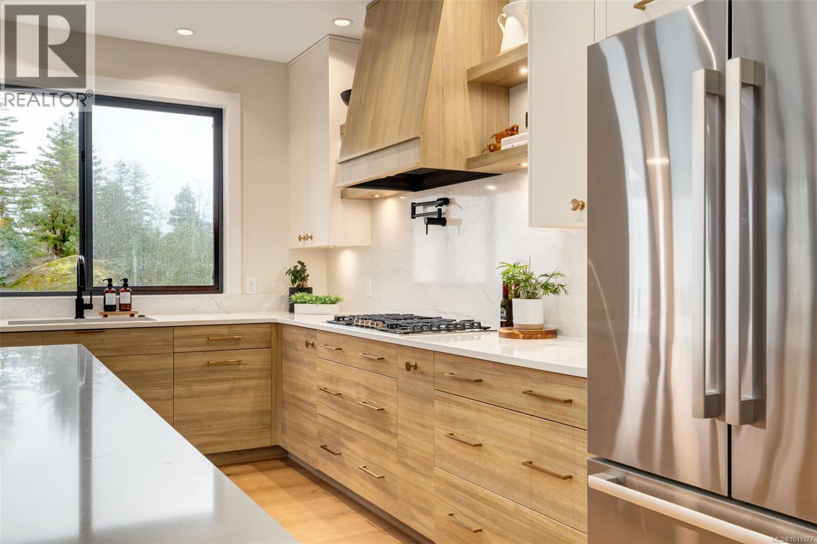 Photo 7 of 7462 Copley Ridge Dr, Lantzville BC