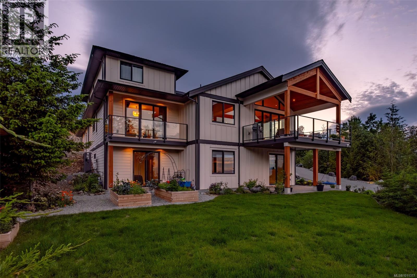 Photo 10 of 7462 Copley Ridge Dr, Lantzville BC