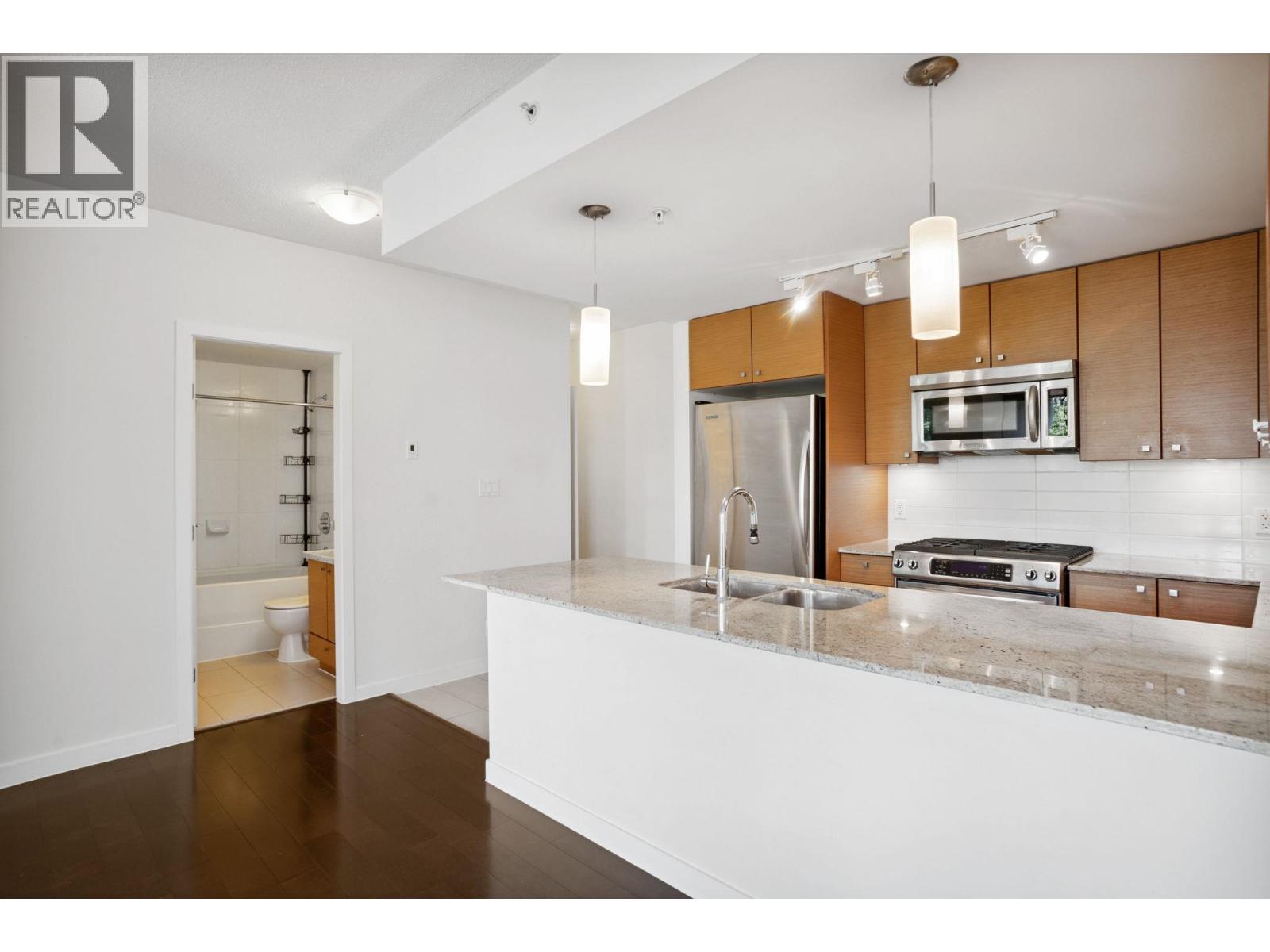 Photo 16 of 301 7362 Elmbridge Way, Richmond BC