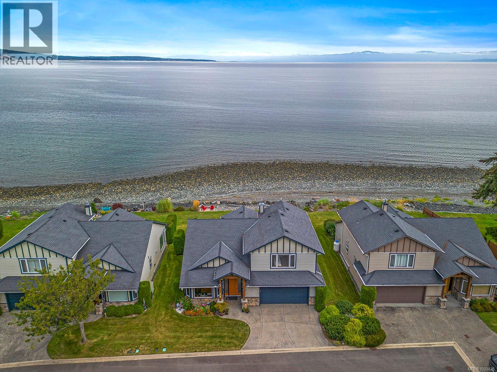 Photo 20 of 9 4320 Garrod Rd, Bowser BC