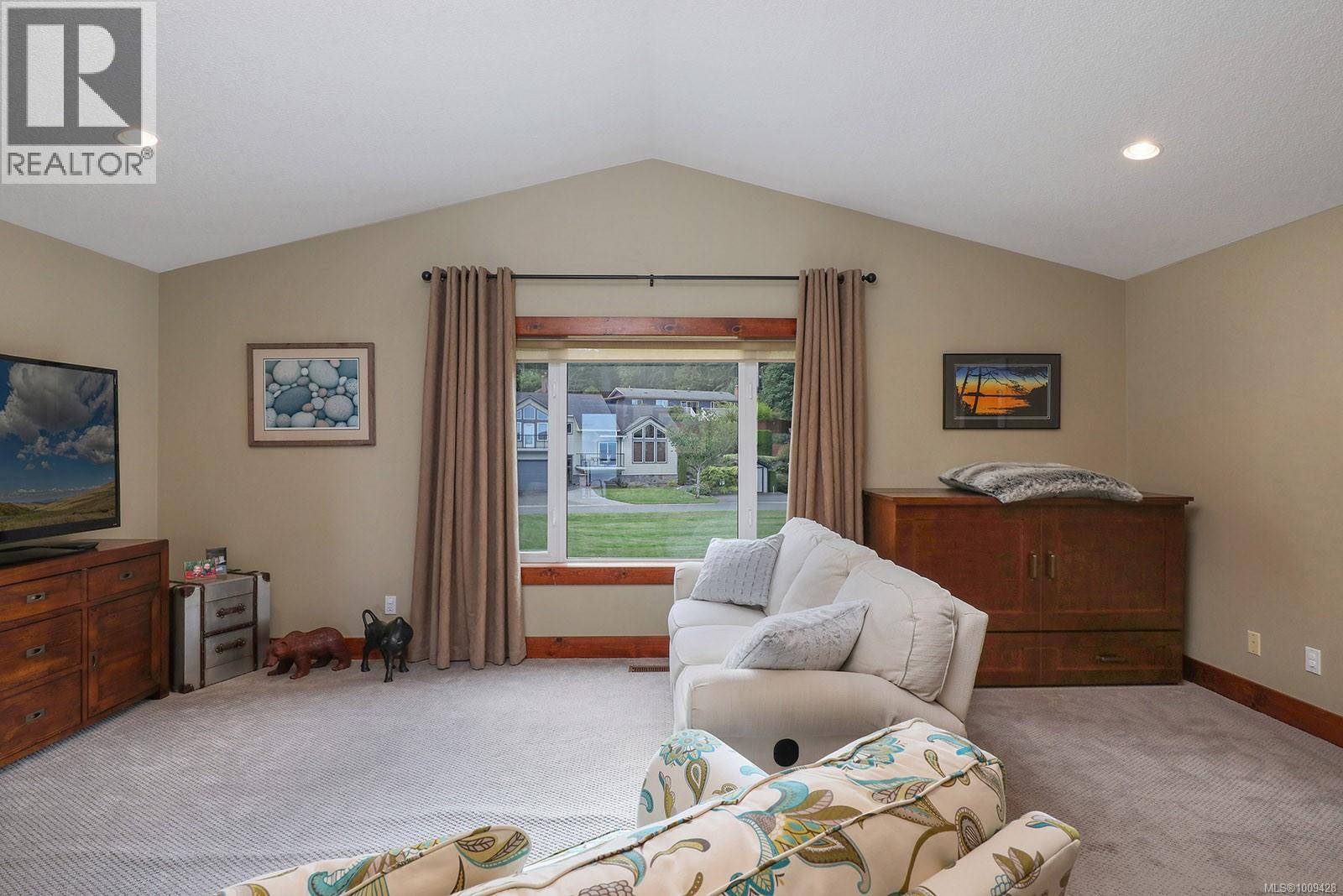 Photo 37 of 9 4320 Garrod Rd, Bowser BC