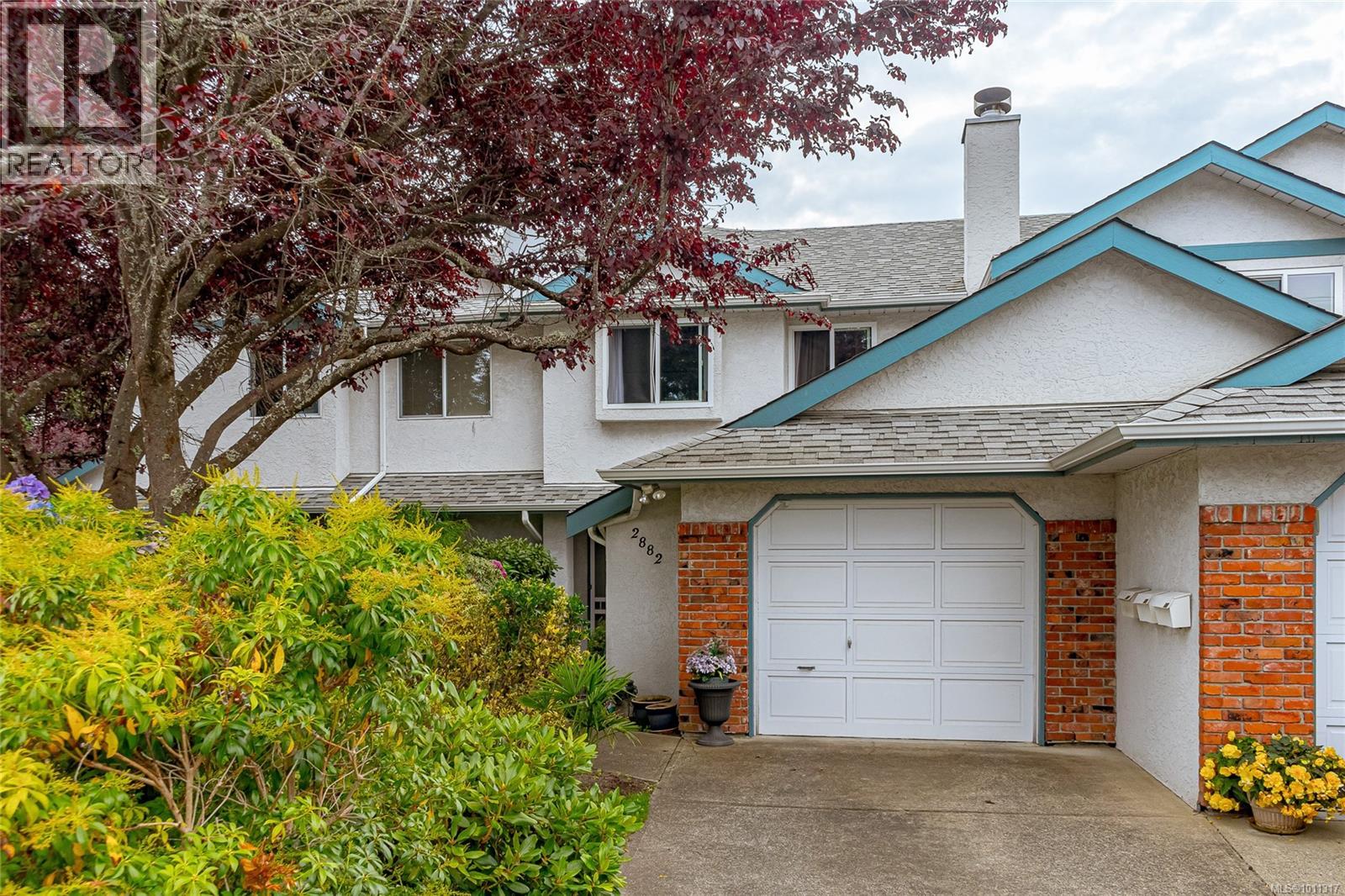  2882 Belmont Avenue, Victoria
