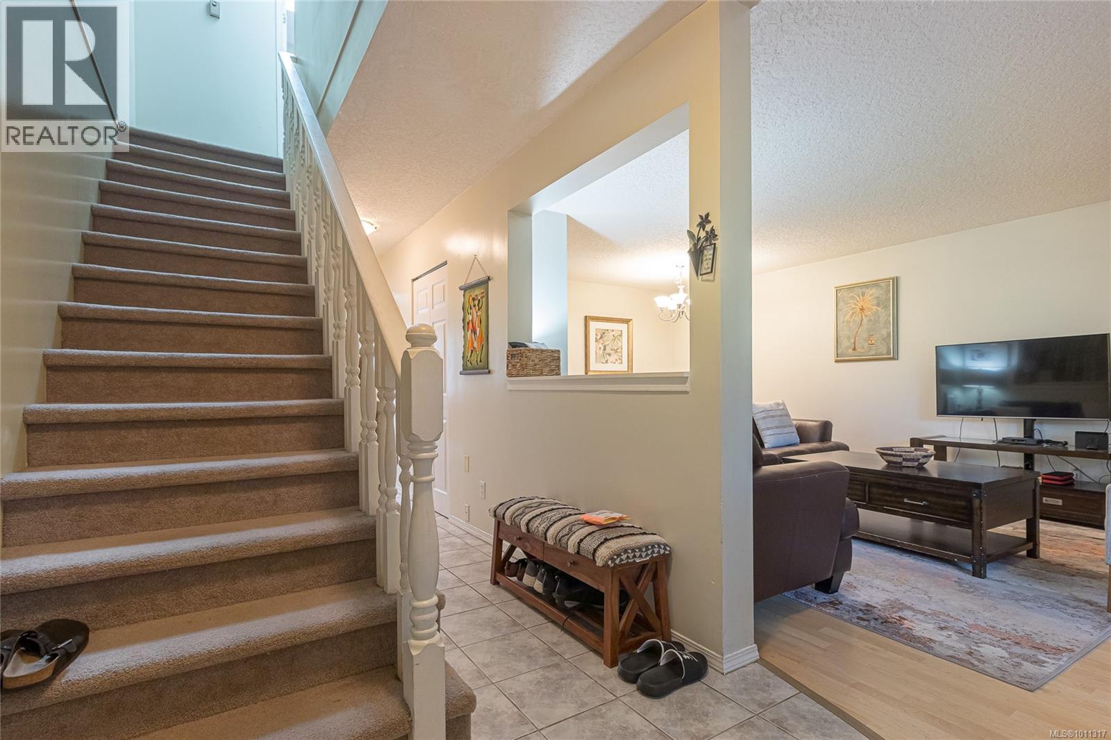  2882 Belmont Avenue, Victoria