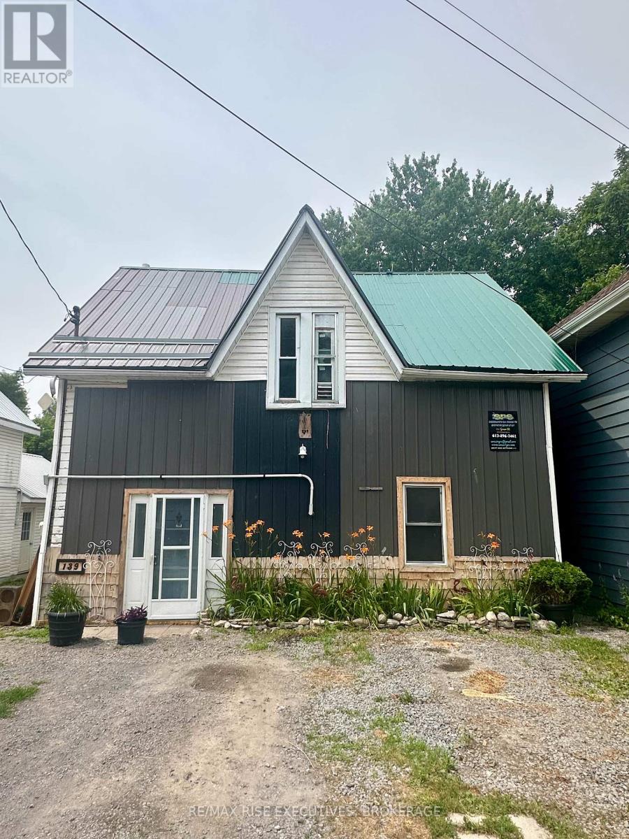 Photo 10 of 139 Green Street, Deseronto ON
