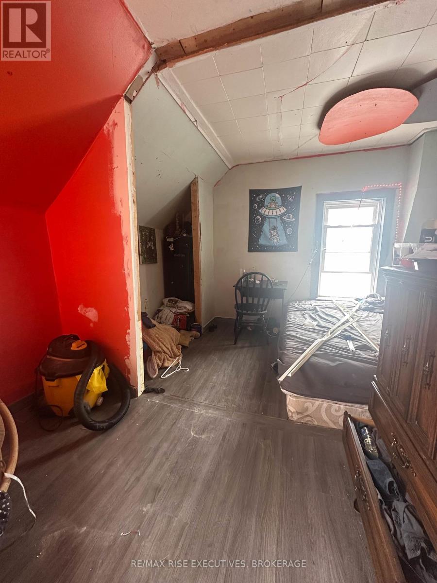 Photo 18 of 139 Green Street, Deseronto ON
