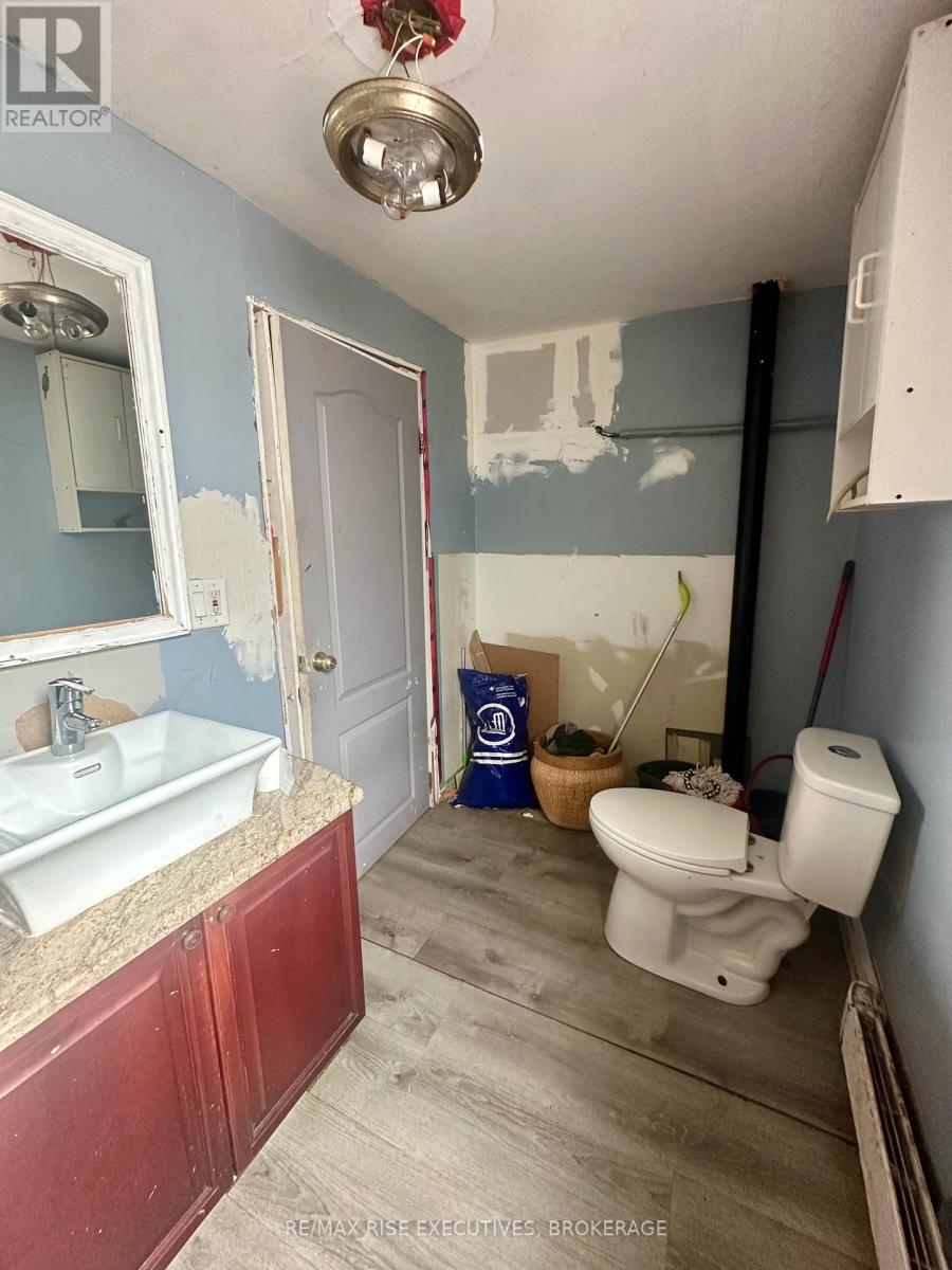 Photo 1 of 139 Green Street, Deseronto ON