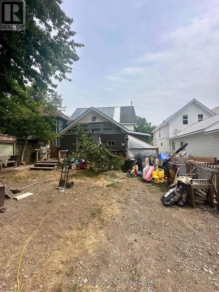 Photo 17 of 139 Green Street, Deseronto ON