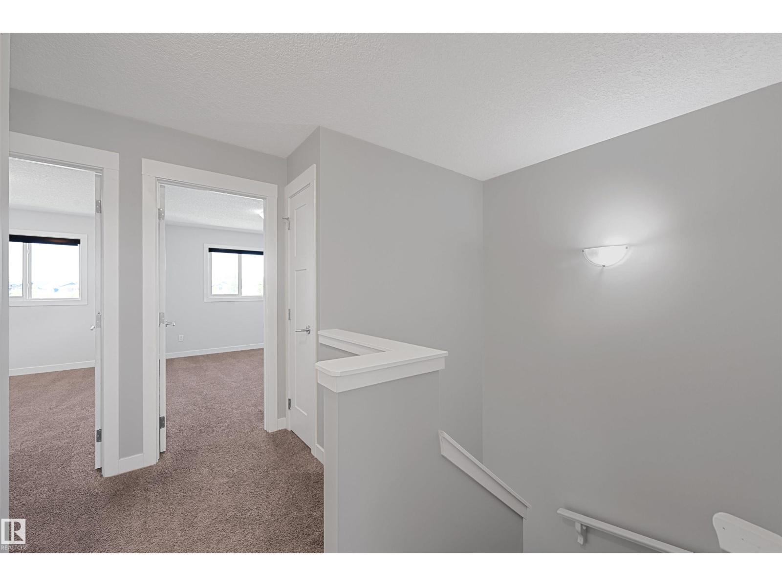 Photo 12 of 7096 South Terwillegar Dr Nw, Edmonton AB