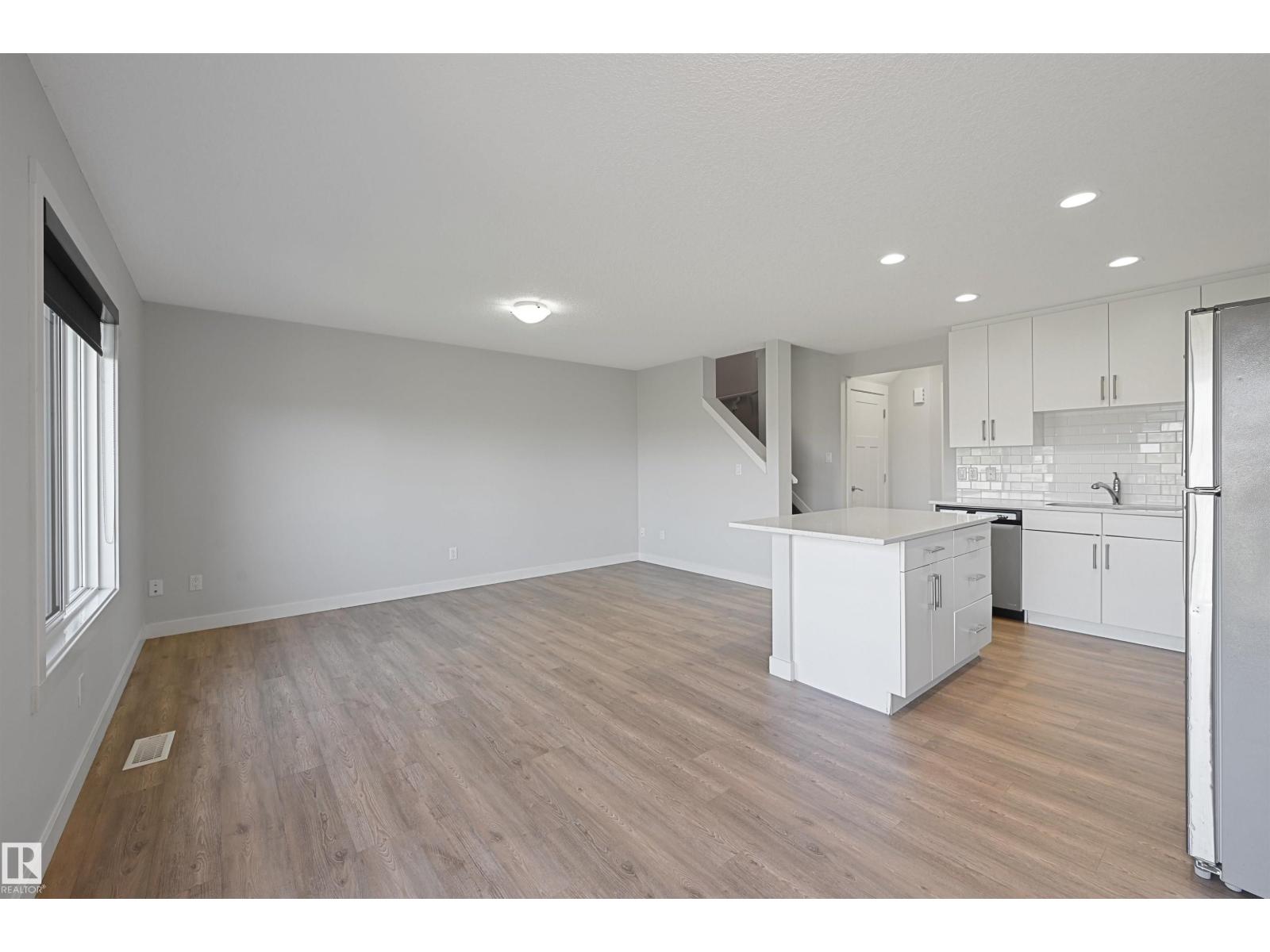 Photo 30 of 7096 South Terwillegar Dr Nw, Edmonton AB