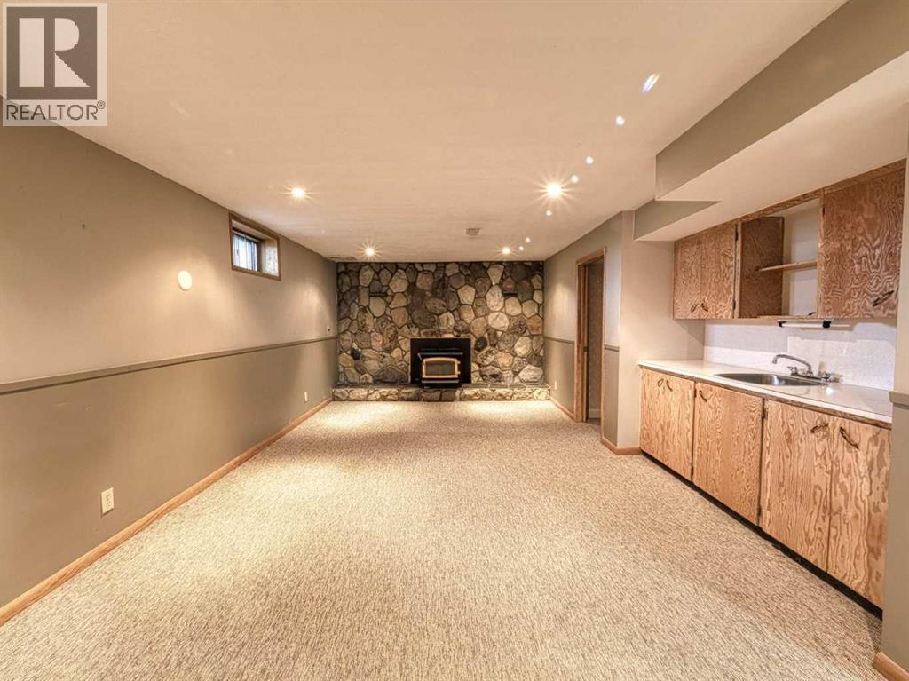 Single Family House Bungalow for Sale in  Grove Hill Road SW Glendale Calgary 