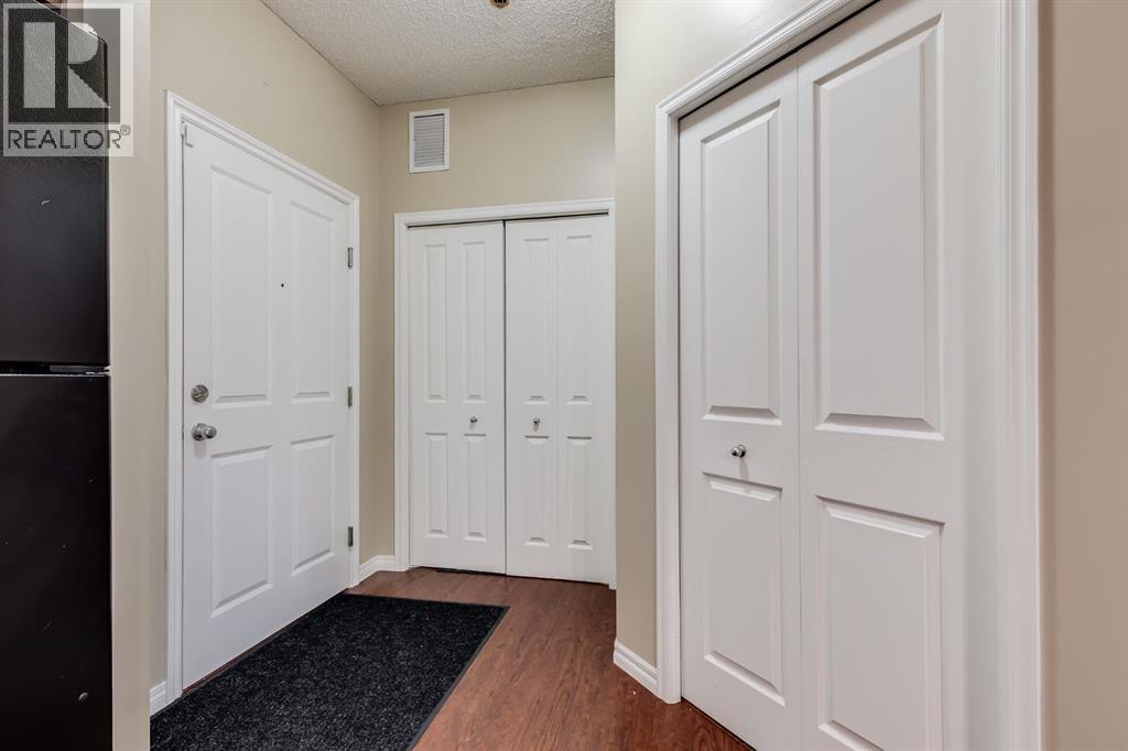 Photo 1 of 2102 4 Kingsland Close Se, Airdrie AB