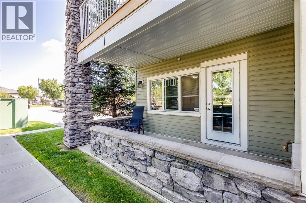 Photo 2 of 2102 4 Kingsland Close Se, Airdrie AB