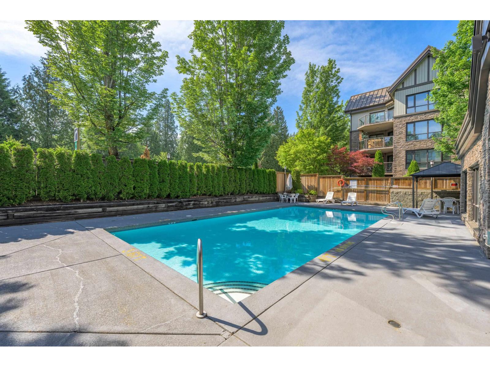 Photo 36 of 404 9978 148 Street, Surrey BC