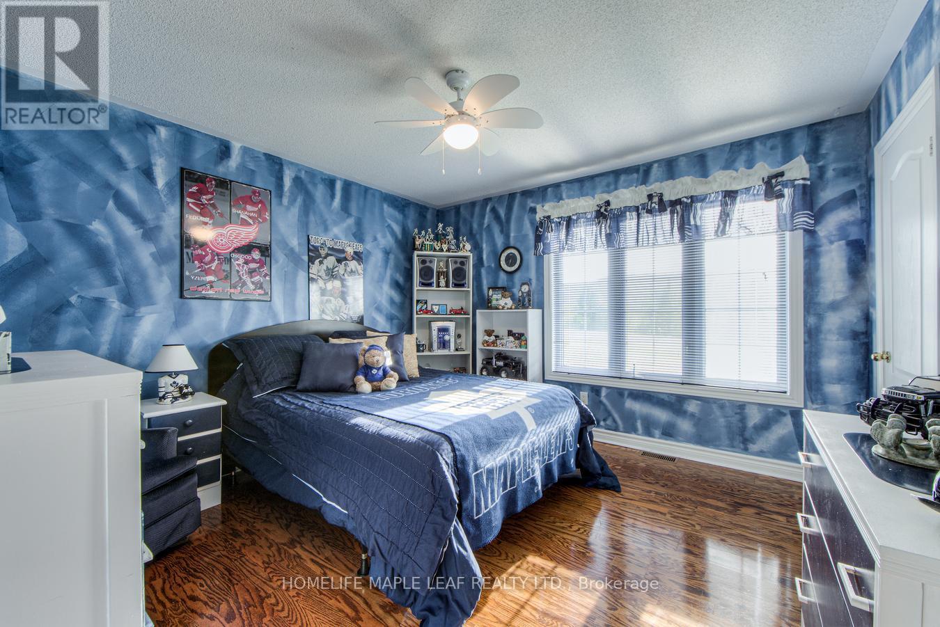 Photo 33 of 32 Mountainview Road, Mulmur ON