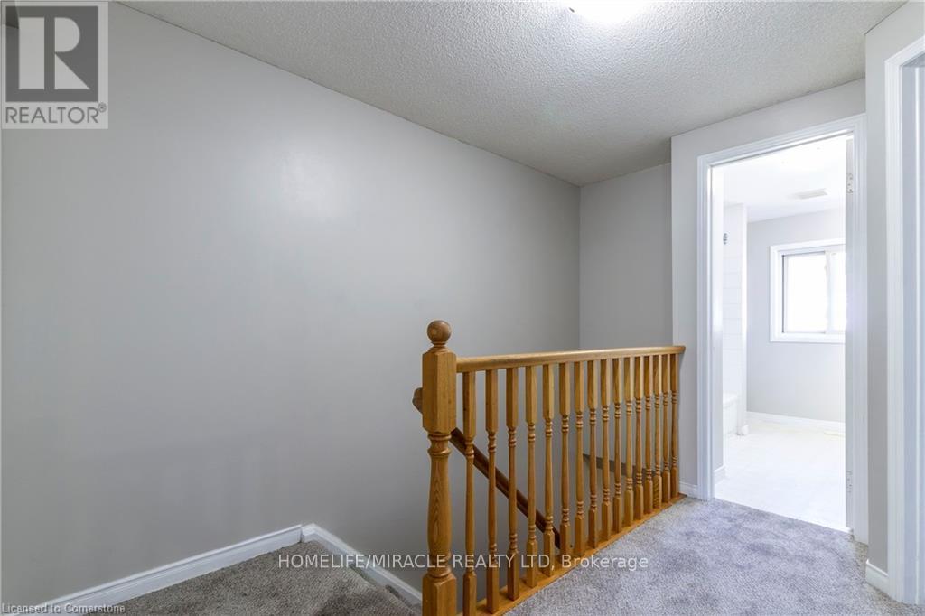 Photo 14 of 419 Downsview Place, Waterloo ON