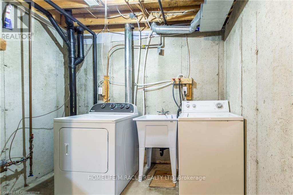 Photo 23 of 419 Downsview Place, Waterloo ON