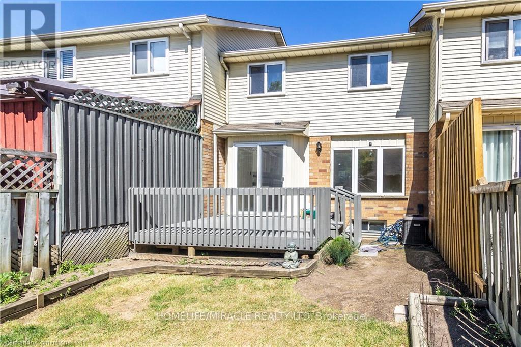 Photo 28 of 419 Downsview Place, Waterloo ON