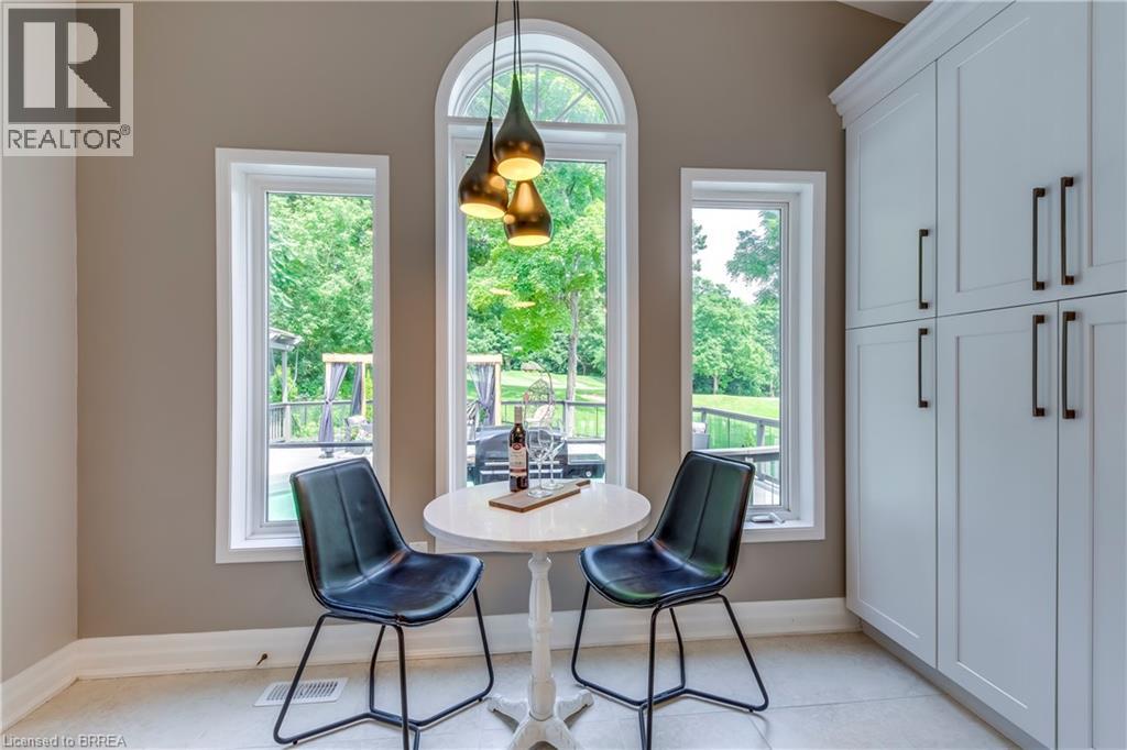 Photo 20 of 16 Sweetman Drive, Dundas ON