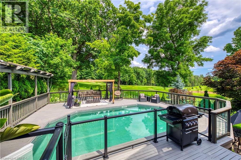 Photo 41 of 16 Sweetman Drive, Dundas ON