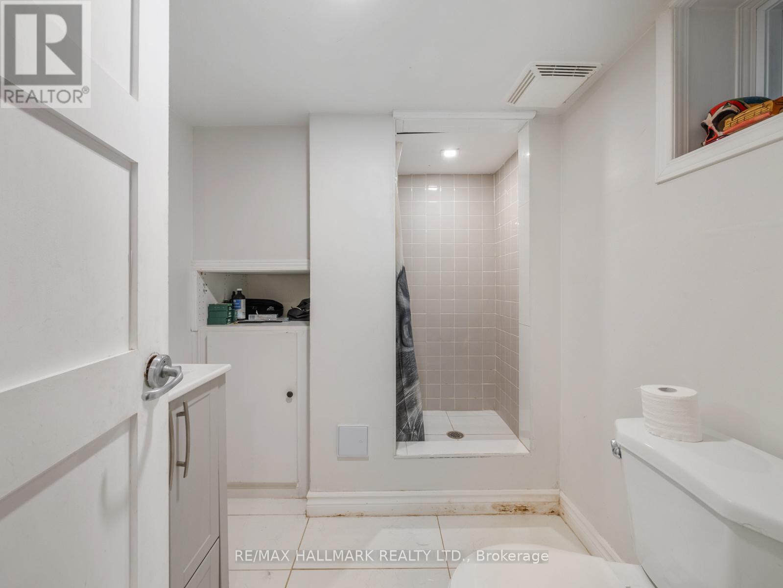Photo 30 of 97 Bowmore Road, Toronto ON