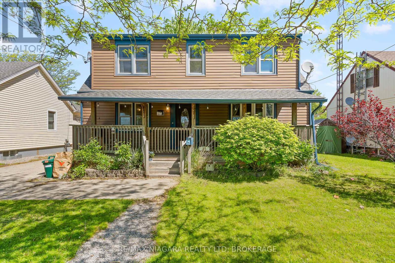 Photo 18 of 39 Seymour Avenue, St Catharines ON