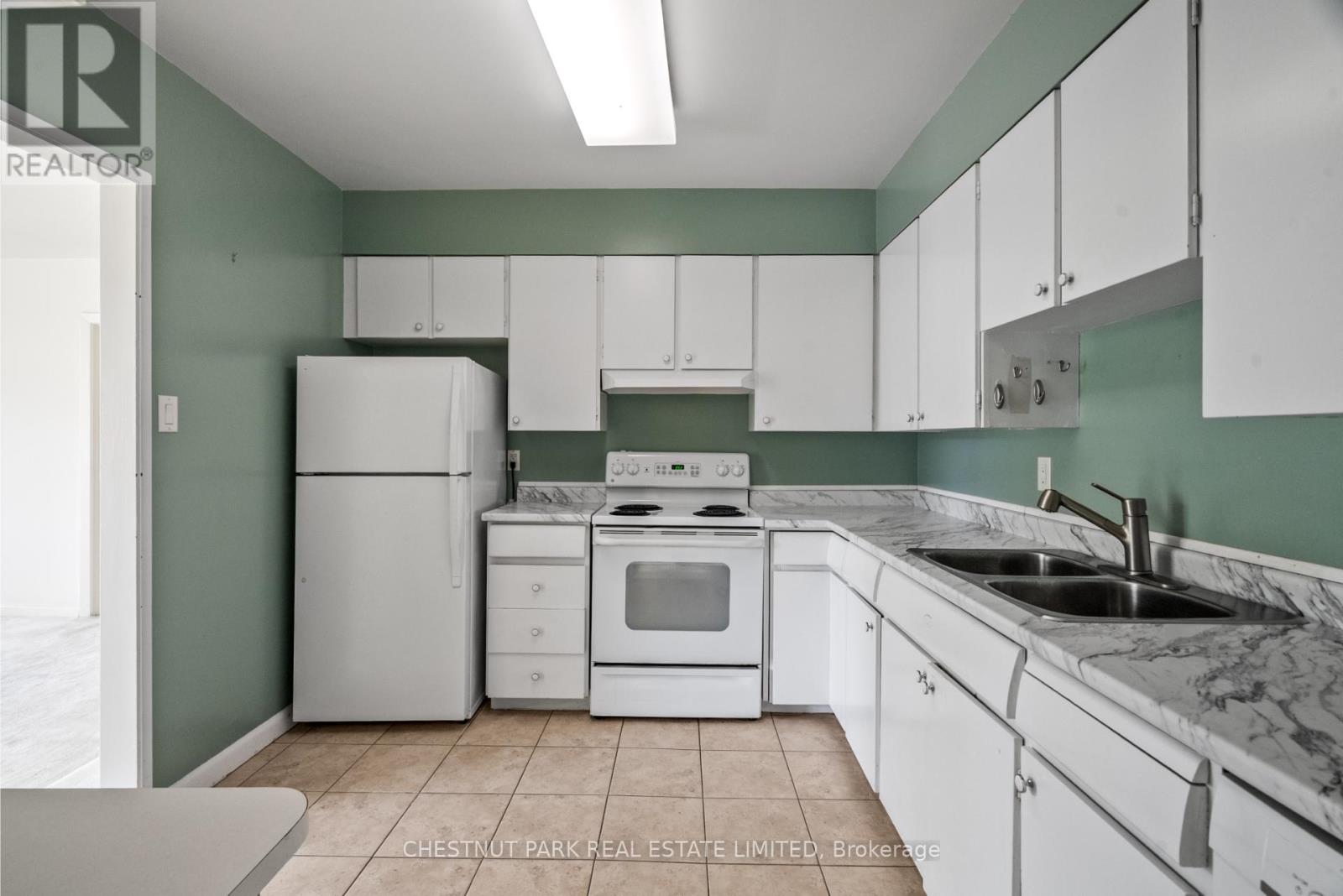 Photo 9 of 602 500 Avenue Road, Toronto ON