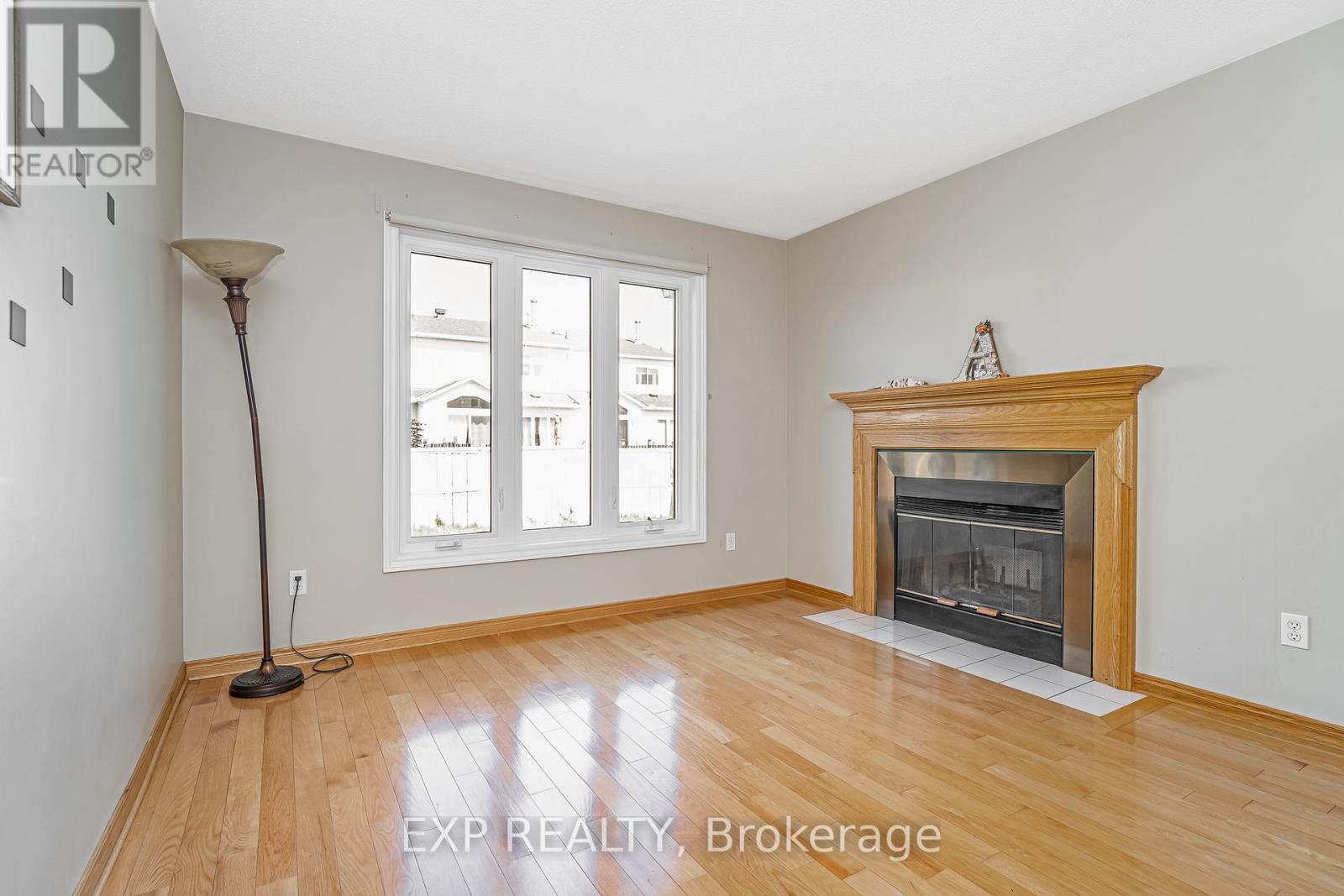 Photo 20 of 2103 Gardenway Drive, Ottawa ON
