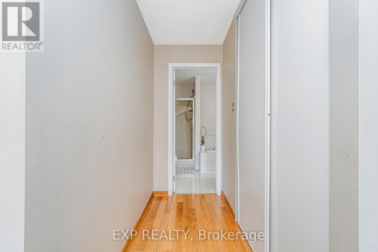 Photo 29 of 2103 Gardenway Drive, Ottawa ON