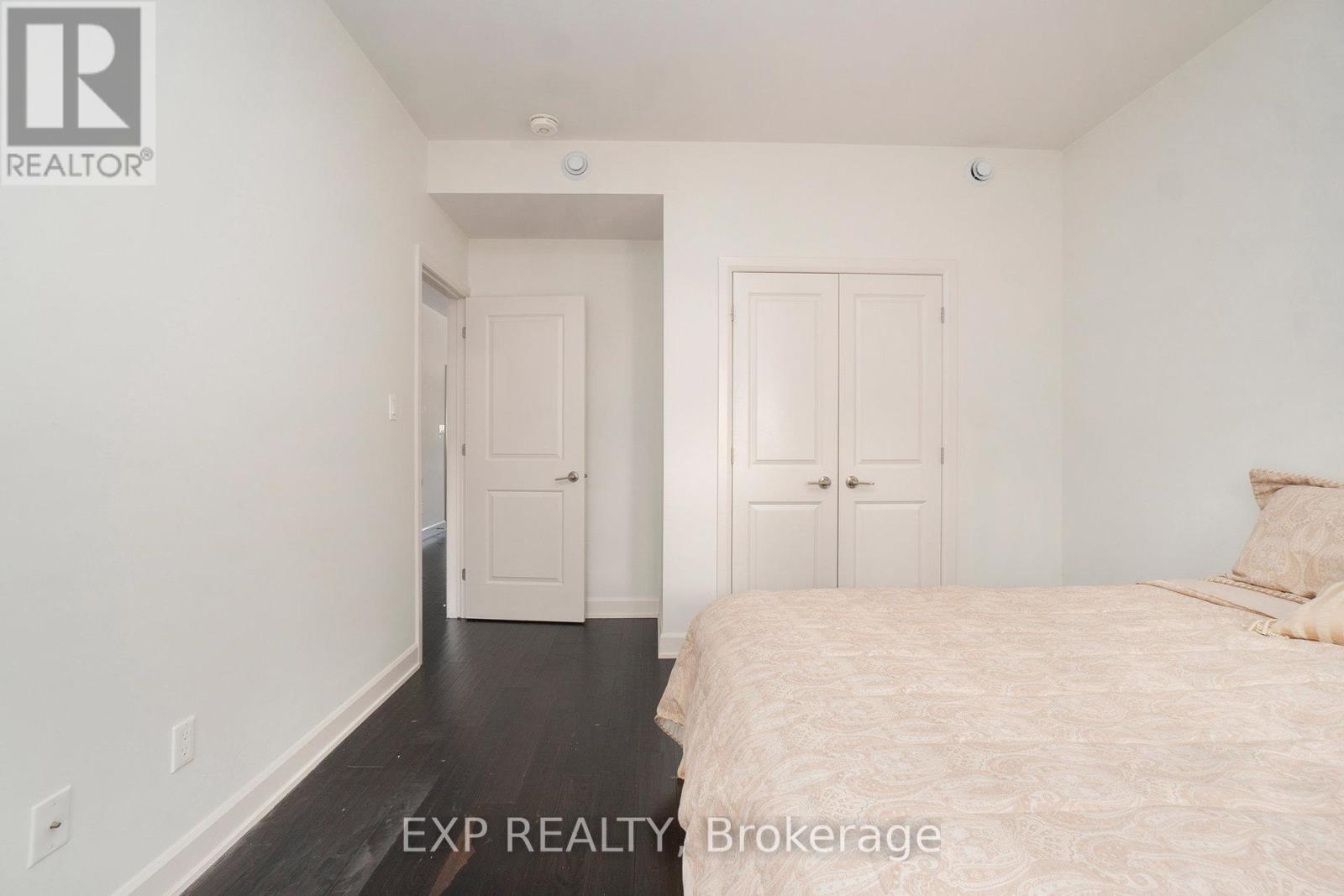 Photo 15 of 2 129 Smirle Avenue, Ottawa ON