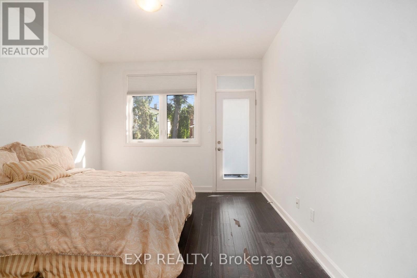 Photo 17 of 2 129 Smirle Avenue, Ottawa ON