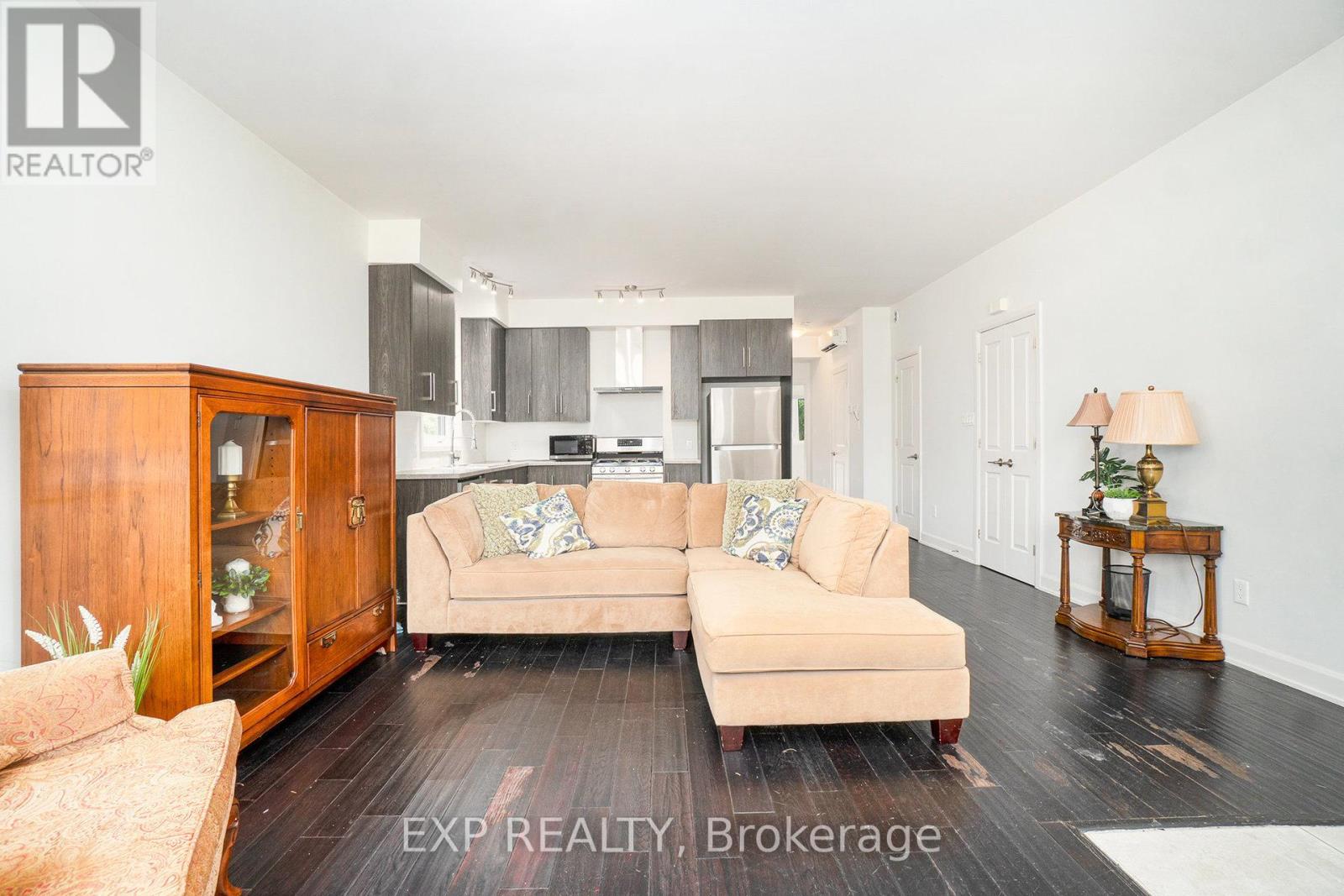 Photo 7 of 2 129 Smirle Avenue, Ottawa ON