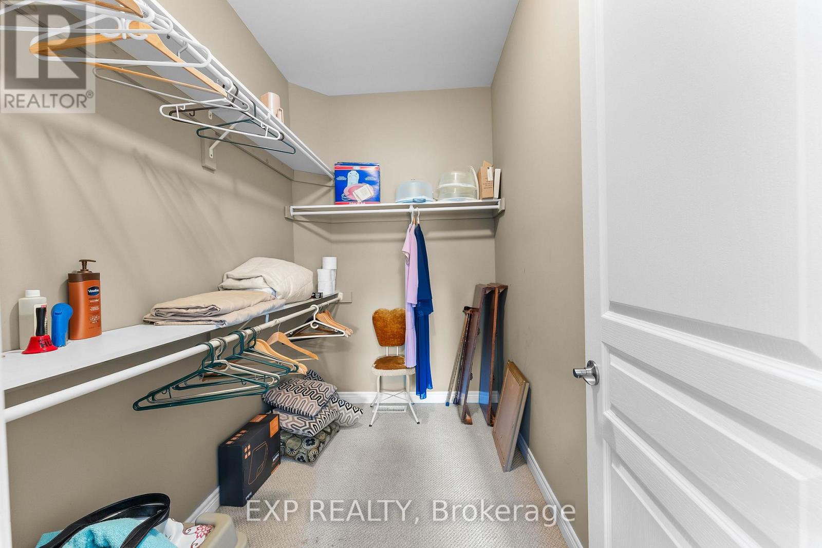 Photo 21 of 4 5490 Prince Edward Avenue, Niagara Falls ON
