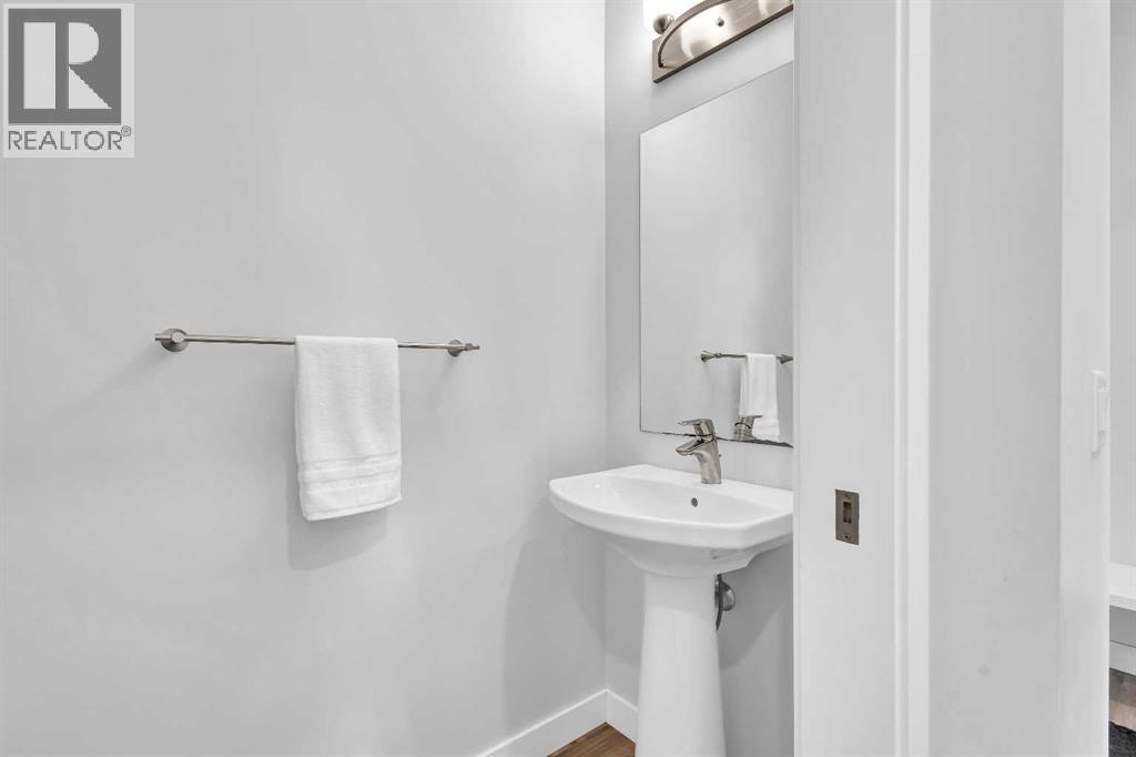 Single Family House for Sale in  howse Common NE Livingston Calgary 
