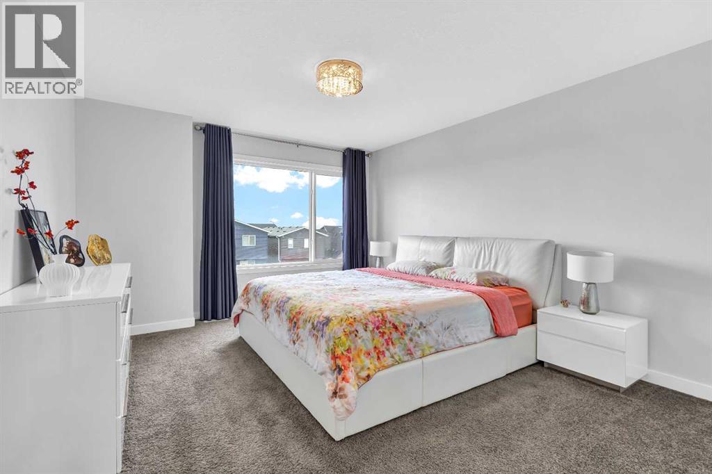 Single Family House for Sale in  howse Common NE Livingston Calgary 