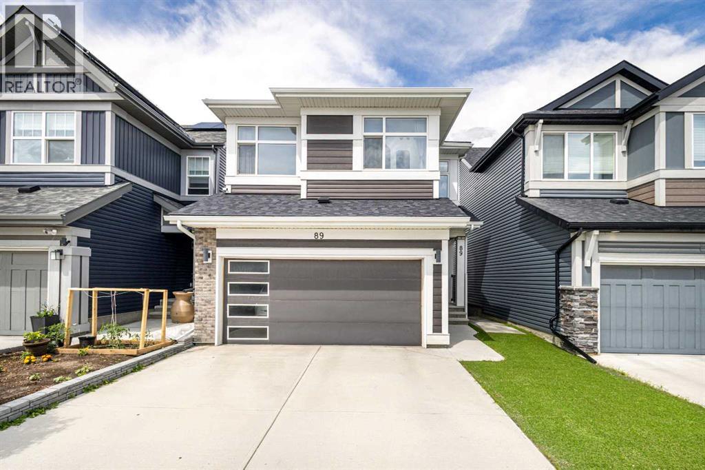 Single Family House for Sale in  howse Common NE Livingston Calgary 