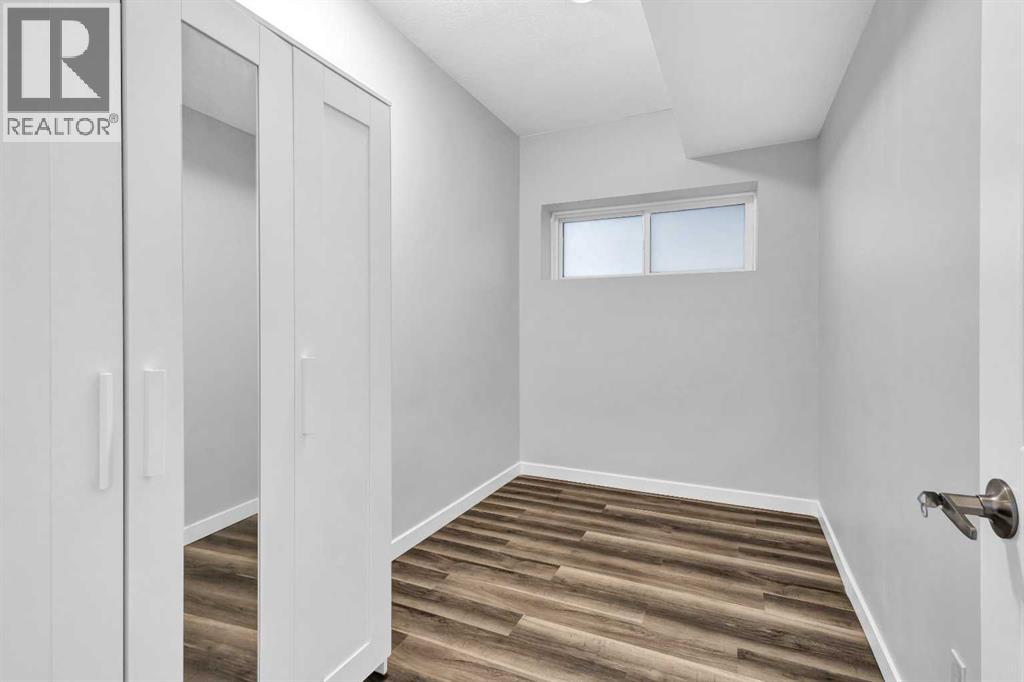 Single Family House for Sale in  howse Common NE Livingston Calgary 