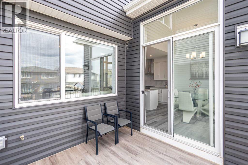 Single Family House for Sale in  howse Common NE Livingston Calgary 