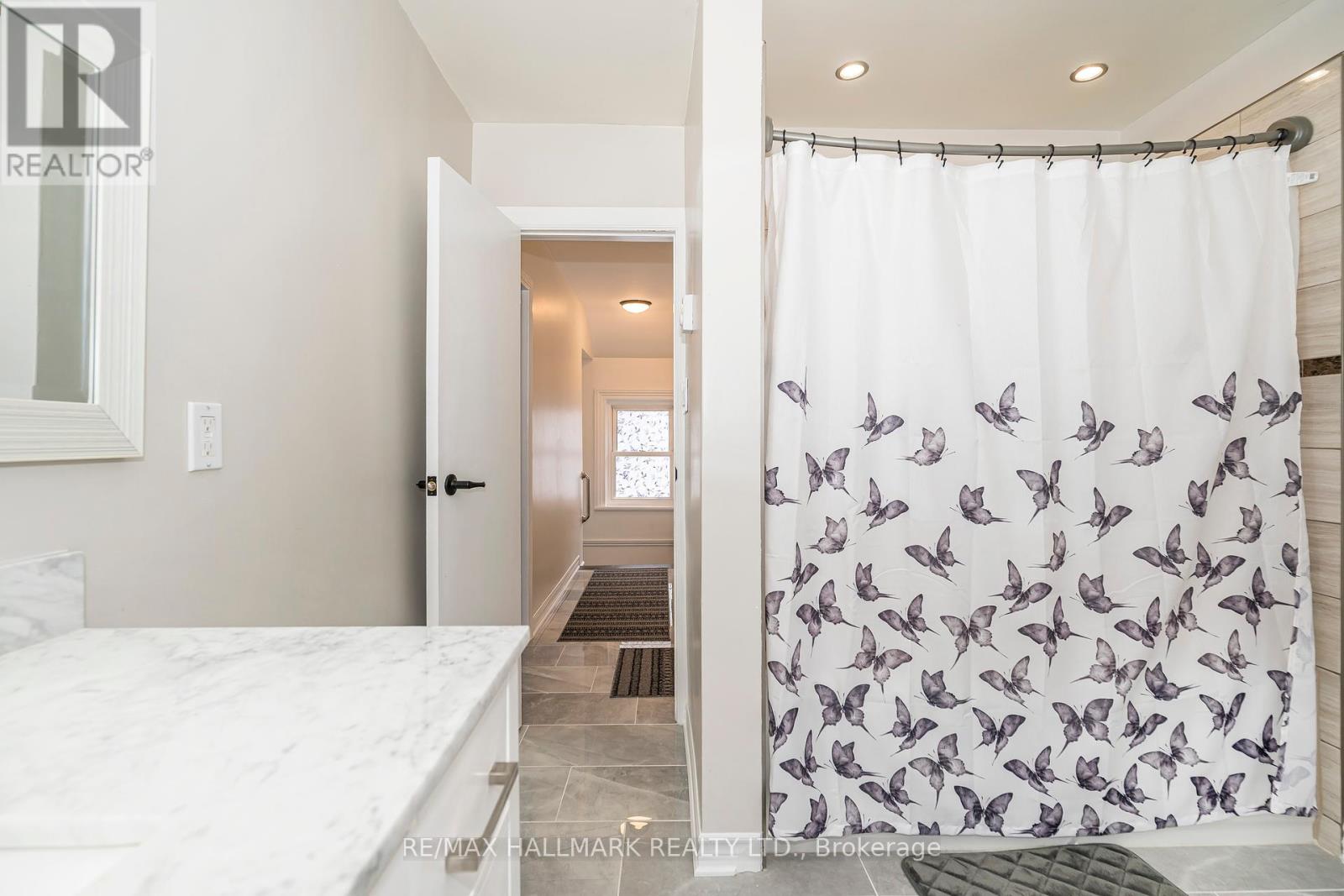 Photo 42 of 127 River Street, Brock ON