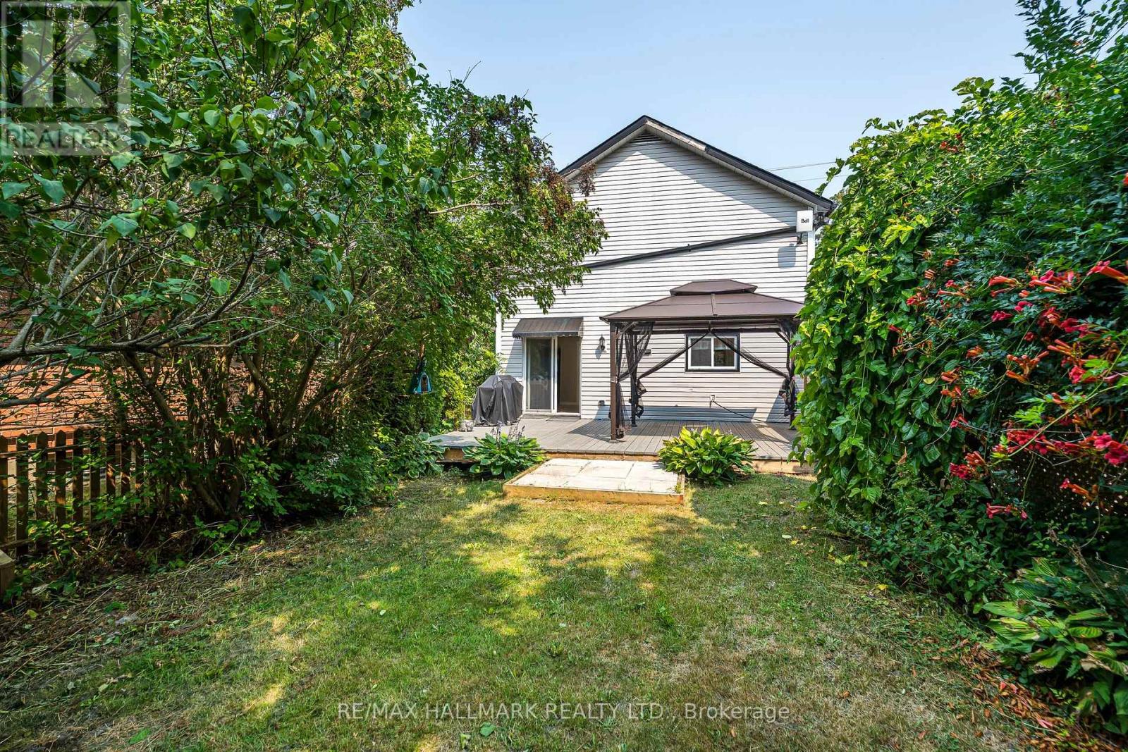 Photo 33 of 127 River Street, Brock ON