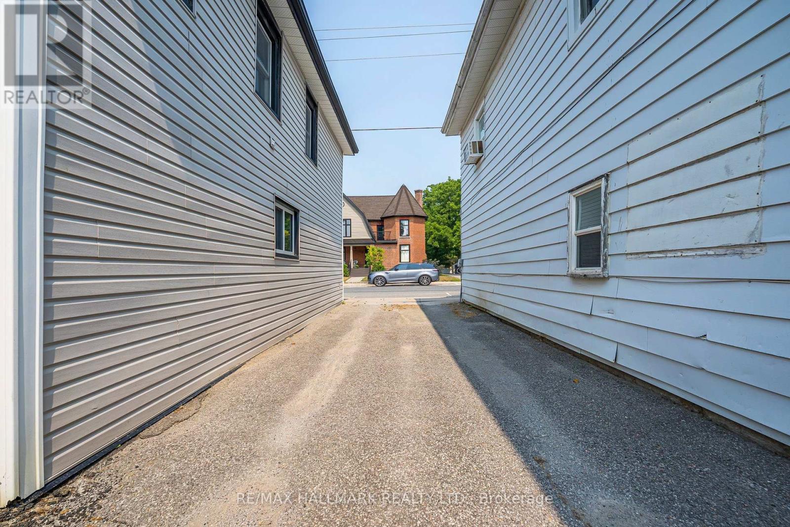 Photo 5 of 127 River Street, Brock ON